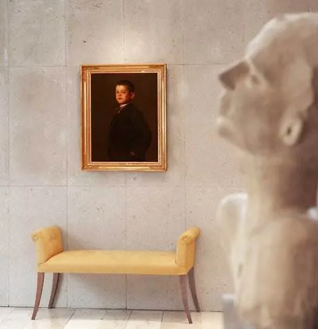 ****  Bob W Munich Old Town Otel Almanya